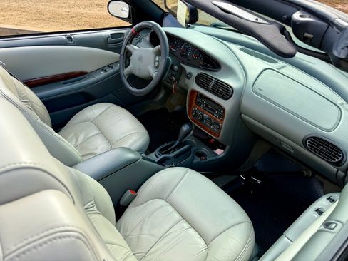 Used 1999 Chrysler Sebring JXI FWD image 11