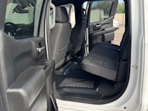 Used 2022 Chevrolet Silverado 1500 Custom image 14