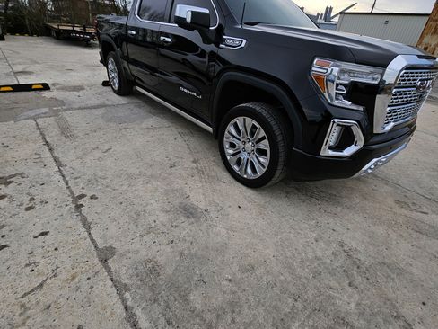 Used 2021 GMC Sierra 1500 Denali w/ Denali Ultimate Package image 1