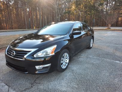 Used 2015 Nissan Altima 2.5 S w/ Power Driver Seat Package