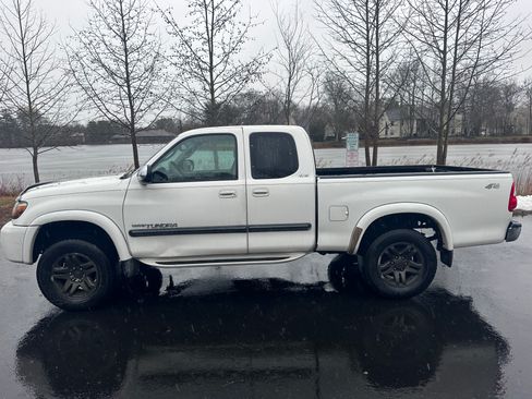 Used 2005 Toyota Tundra SR5 image 1