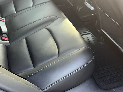 Used 2018 Tesla Model 3 Long Range image 10