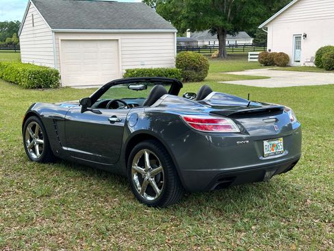Used 2008 Saturn Sky Red Line RWD image 2