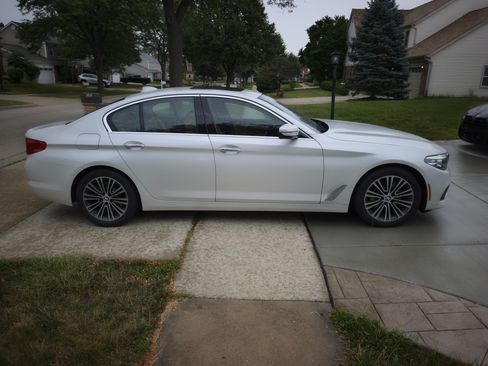 Used 2018 BMW 540i xDrive AWD/4WD image 6