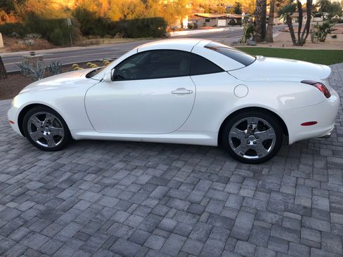 Used 2005 Lexus SC 430 Convertible image 13