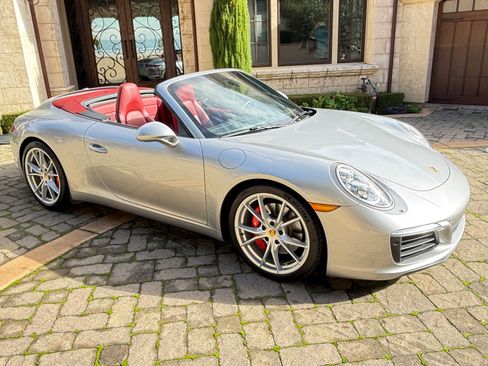 Used 2017 Porsche 911 Carrera S image 6
