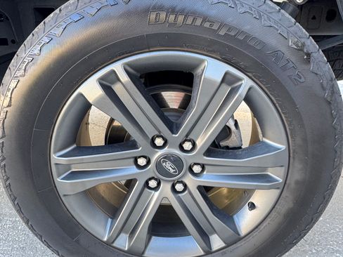 Used 2023 Ford F150 Lariat w/ Equipment Group 502A High image 10