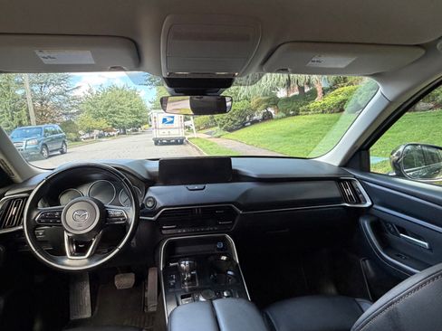 Used 2025 MAZDA CX-90 3.3 Turbo w/ Select Package AWD/4WD image 9