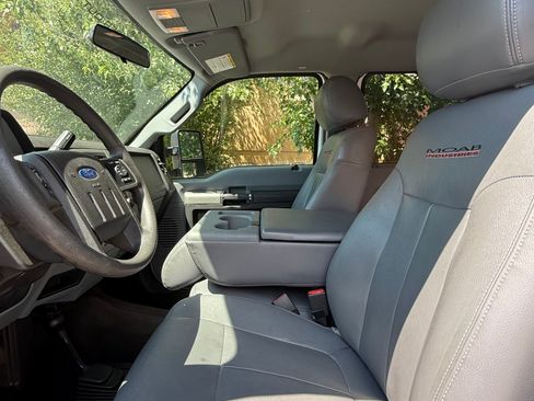 Used 2015 Ford F250 XLT AWD/4WD image 9