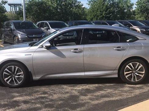 Used 2019 Honda Accord Touring image 15