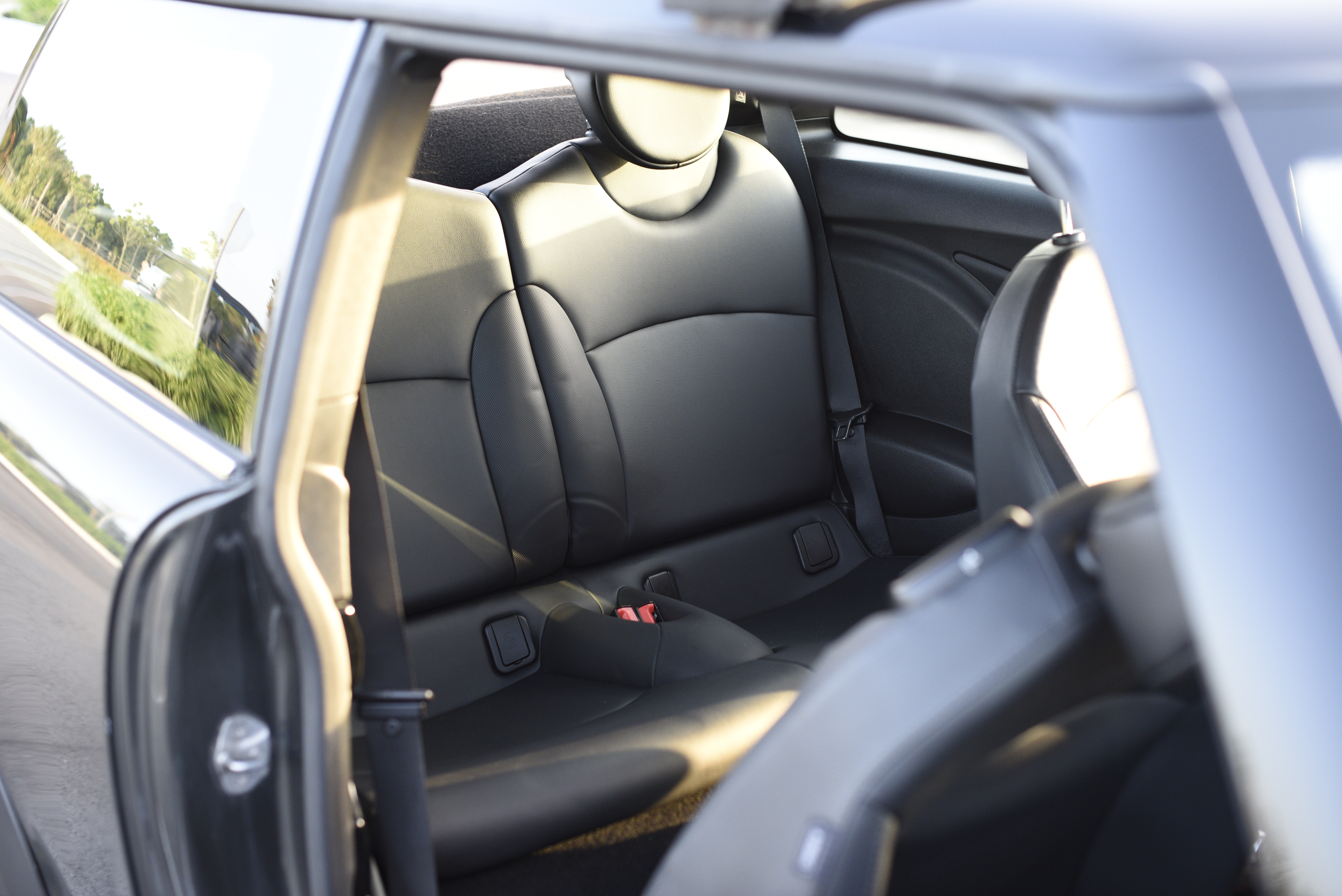 Used 2013 MINI Cooper S FWD image 26