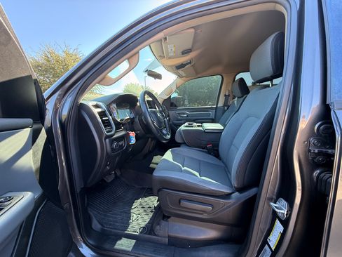 Used 2019 RAM 1500 Big Horn RWD image 8