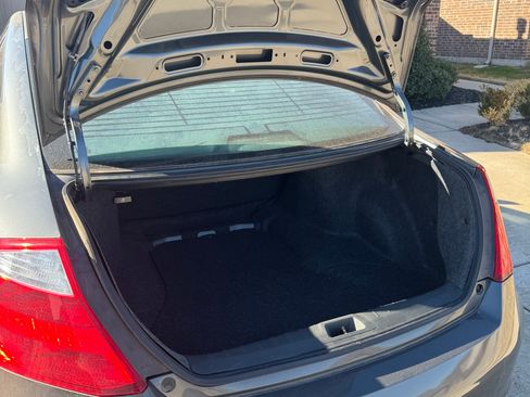 Used 2010 Honda Accord LX-S image 5