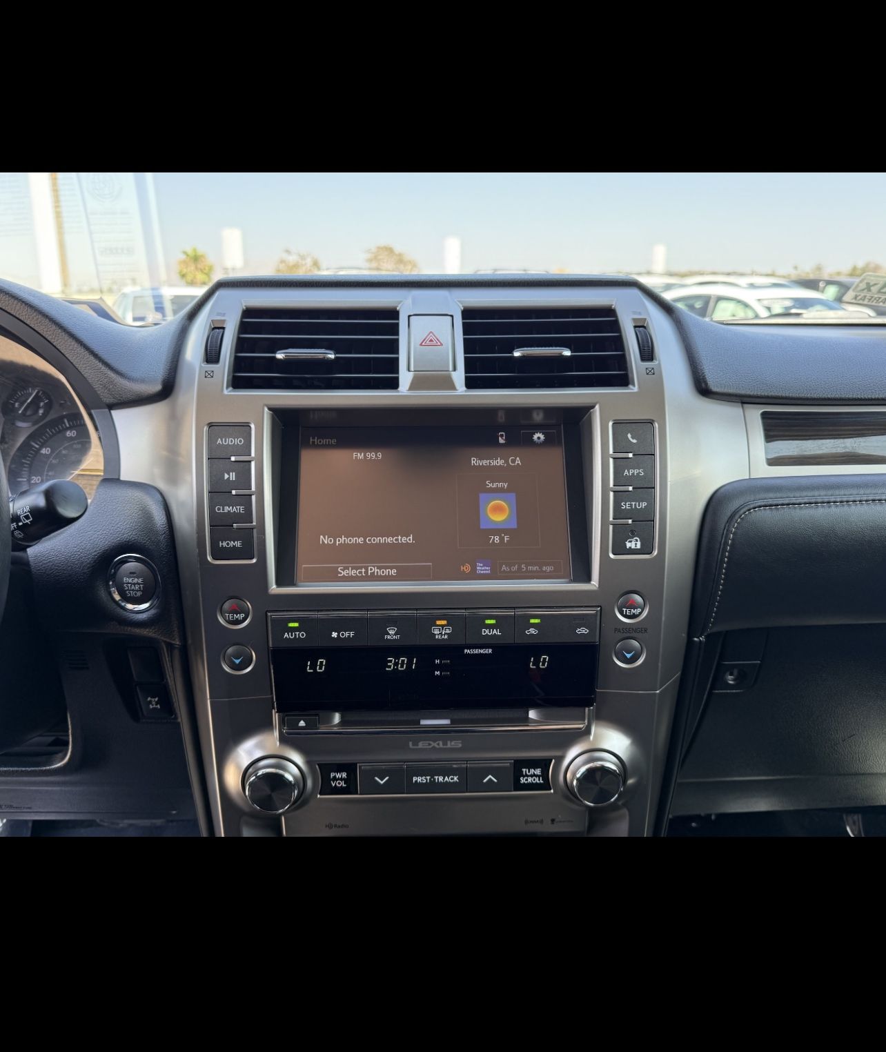 Used 2015 Lexus GX 460 AWD/4WD image 23