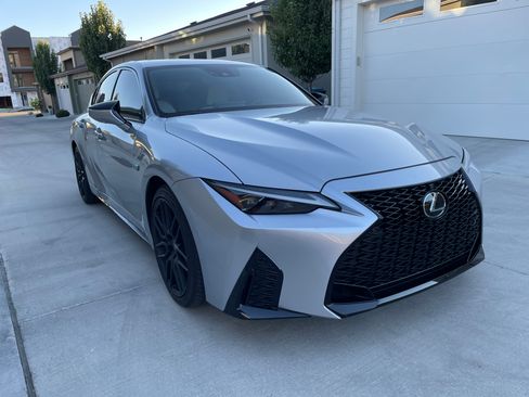 Used 2023 Lexus IS 500 image 15