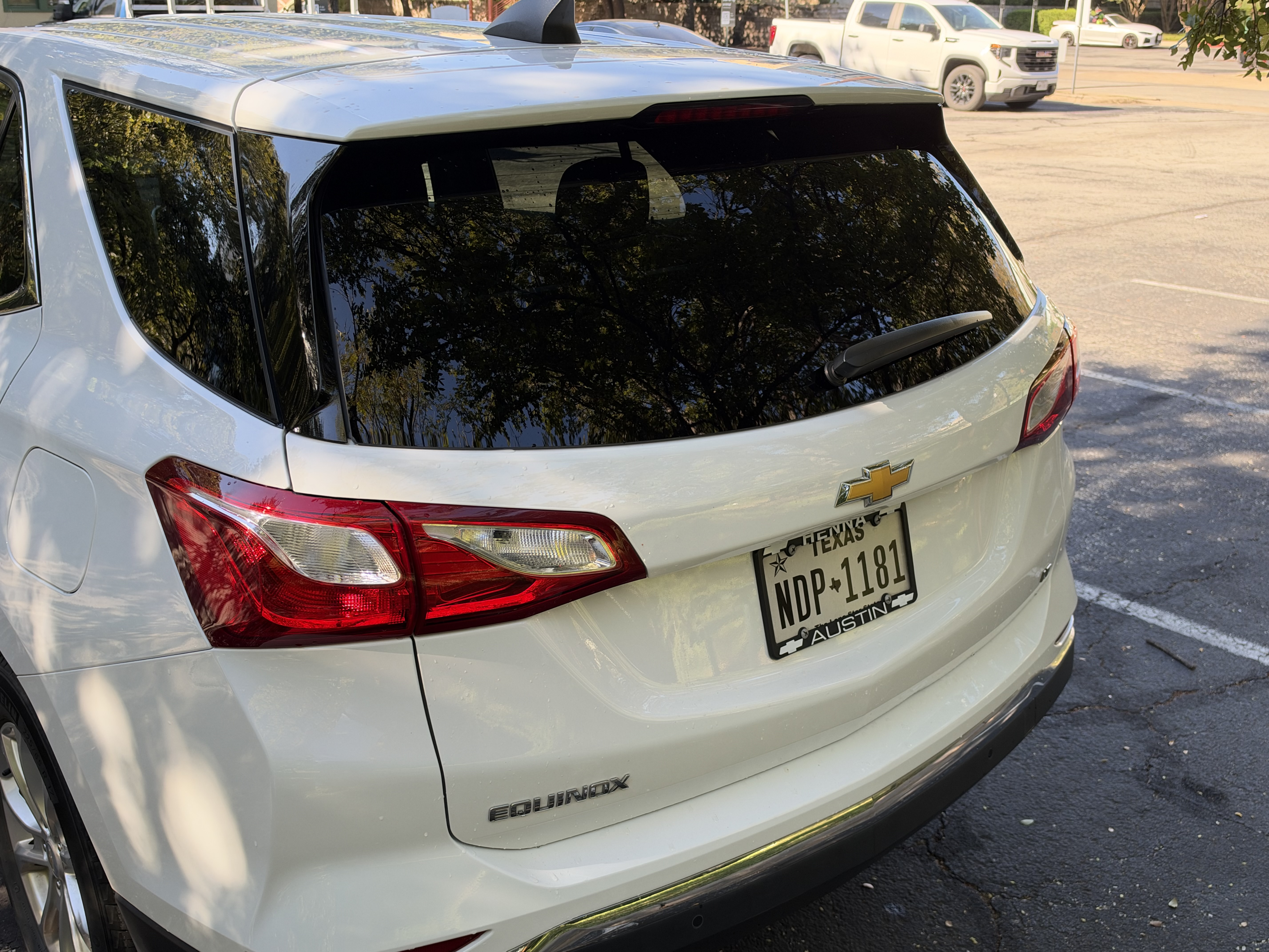 Used 2020 Chevrolet Equinox LT FWD image 4