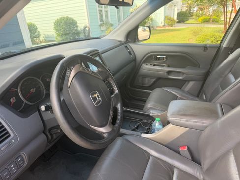 Used 2006 Honda Pilot EX-L image 11