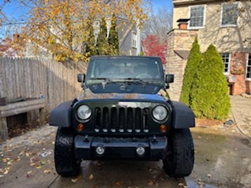 Used 2010 Jeep Wrangler Sport image 2