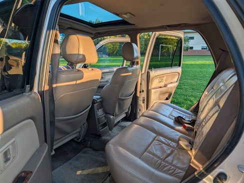 Used 2000 Toyota 4Runner Limited image 14