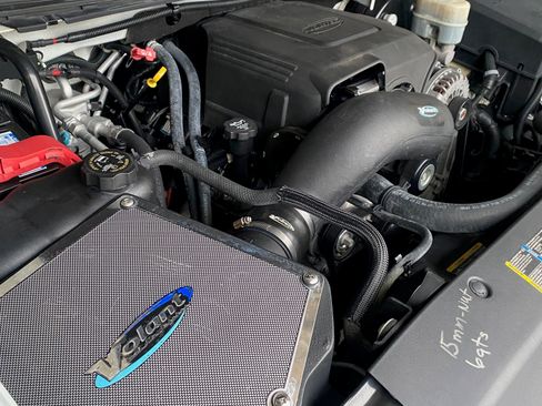 Used 2007 Chevrolet Suburban LT image 21