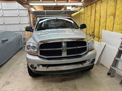Used 2006 Dodge Ram 2500 Truck SLT w/ Trailer Tow Group