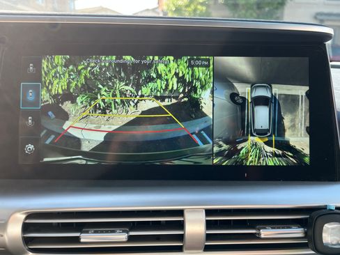 Used 2022 Hyundai Nexo Limited FWD image 6