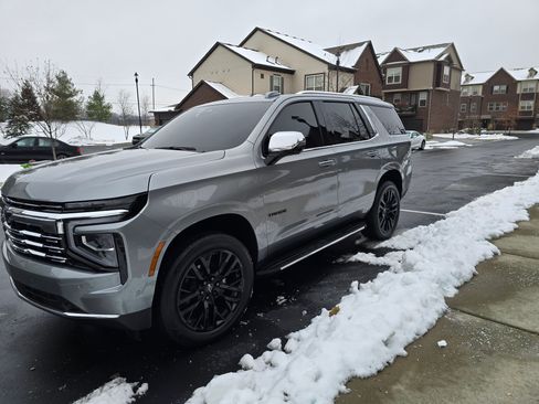 Used 2025 Chevrolet Tahoe Premier image 6