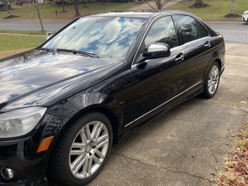Used 2009 Mercedes-Benz C 300 C 300 Luxury Sedan 4D image 6