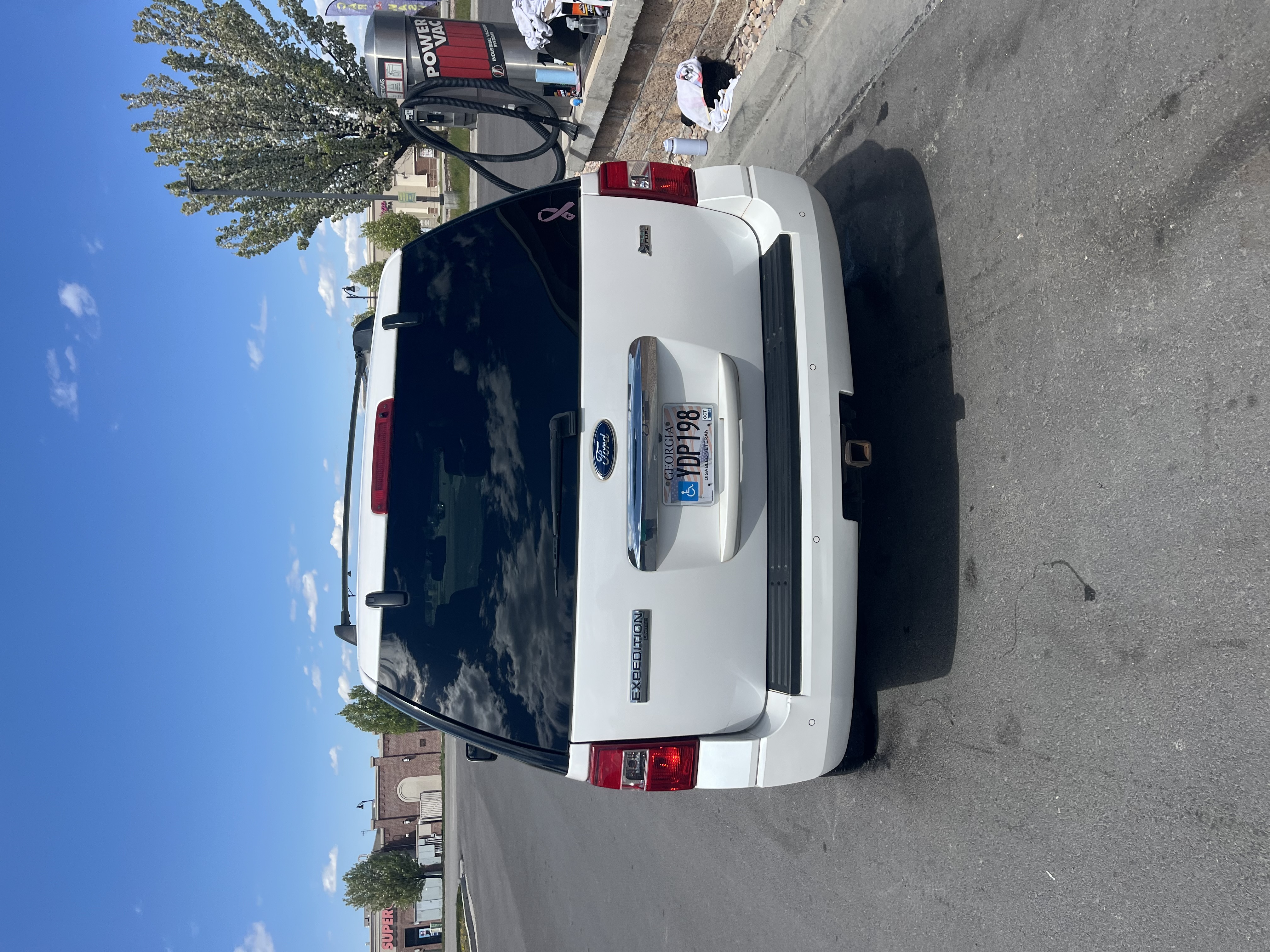 Used 2013 Ford Expedition Limited RWD image 22