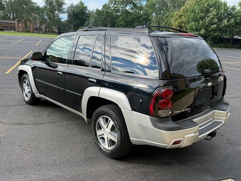 Used 2005 Chevrolet TrailBlazer LT AWD/4WD image 9