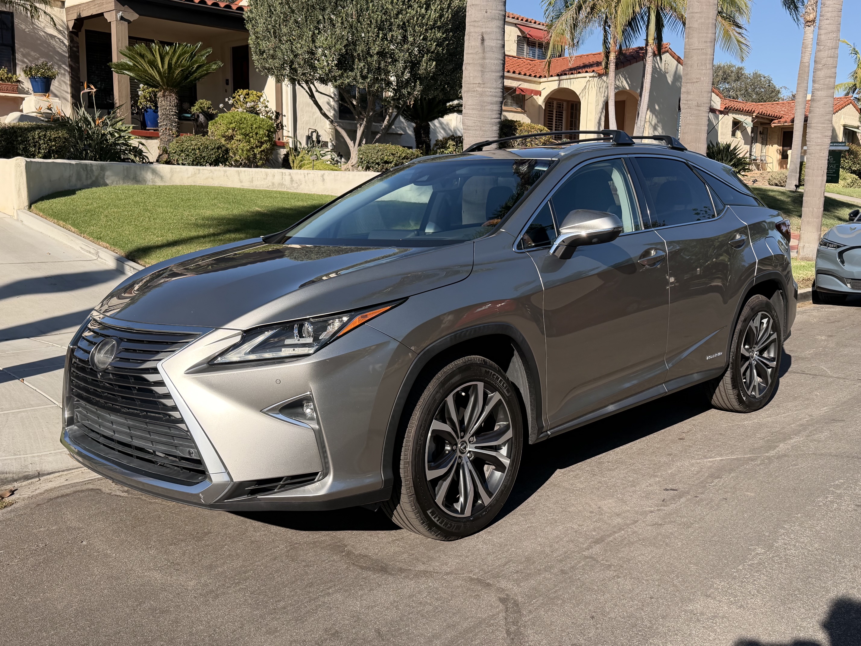 Used 2019 Lexus RX 450h AWD w/ Navigation Package image 6