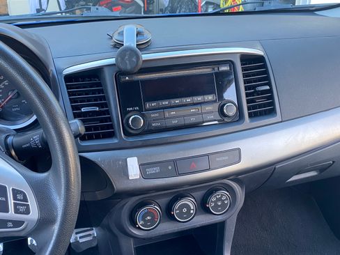 Used 2015 Mitsubishi Lancer ES image 21