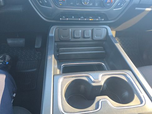 Used 2018 Chevrolet Silverado 1500 LT w/ All Star Edition image 22