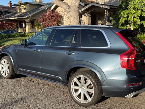 Used 2018 Volvo XC90 T6 Inscription w/ Convenience Package image 24