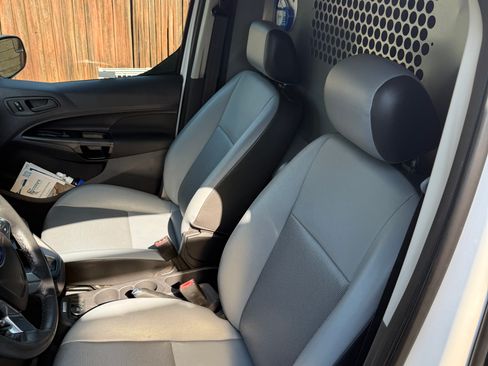 Used 2016 Ford Transit Connect XL image 12