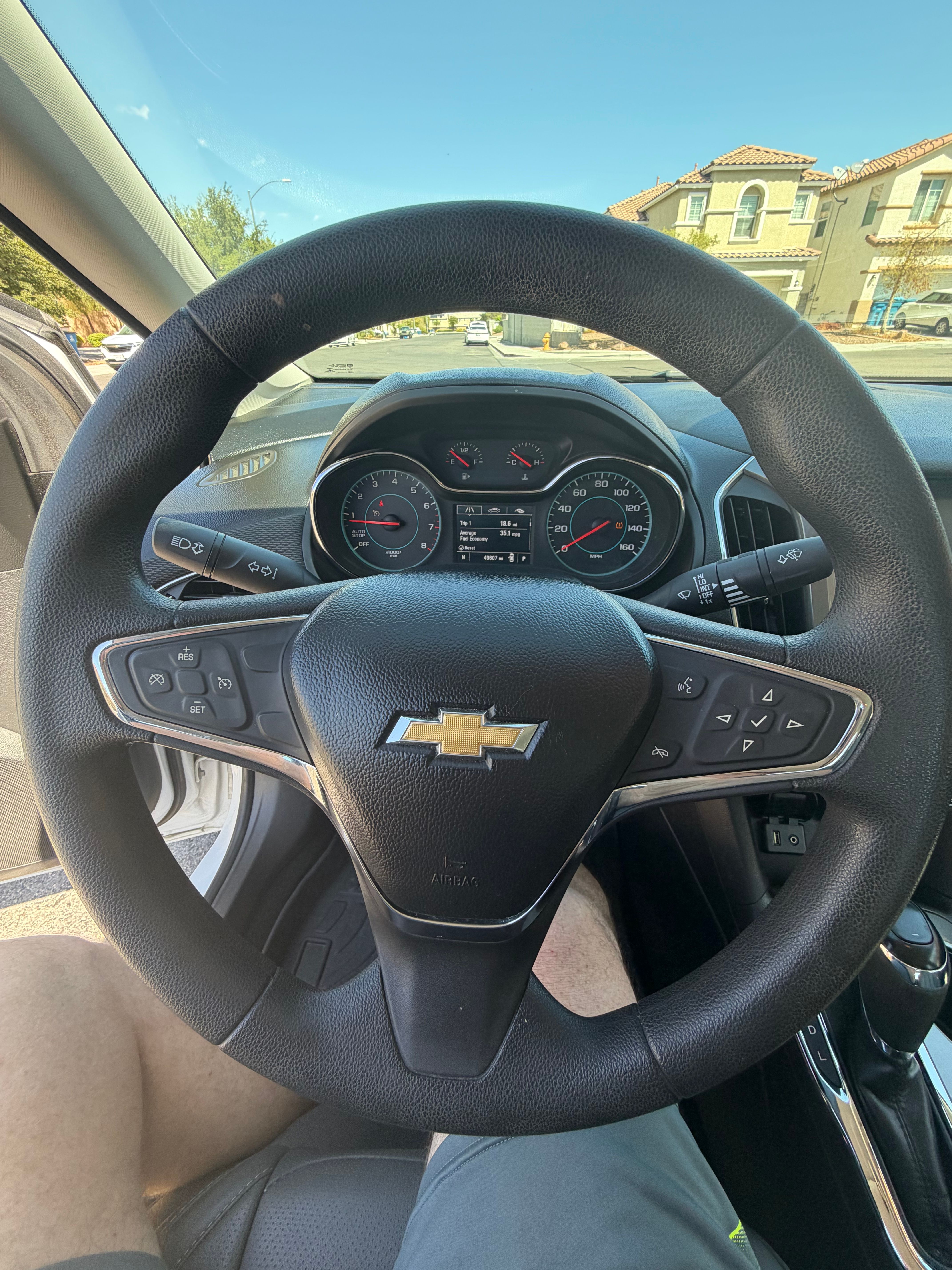 Used 2017 Chevrolet Cruze LT FWD image 10