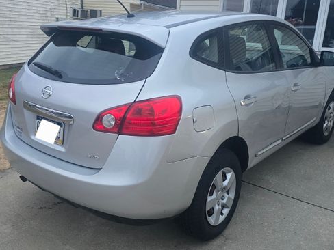 Used 2013 Nissan Rogue S image 5