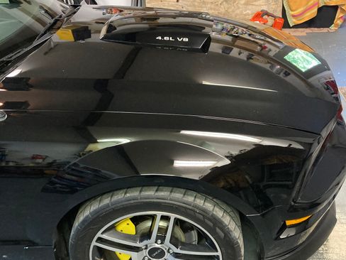 Used 2009 Ford Mustang GT Premium RWD image 11