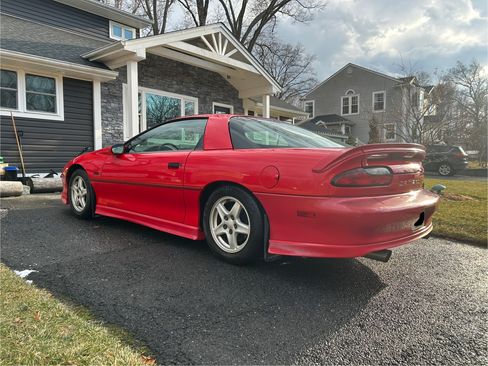 Used 1997 Chevrolet Camaro RS w/ Preferred Equipment Group 2 image 9