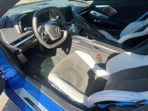 Used 2023 Chevrolet Corvette Stingray Premium Conv w/ Z51 Performance Package image 11