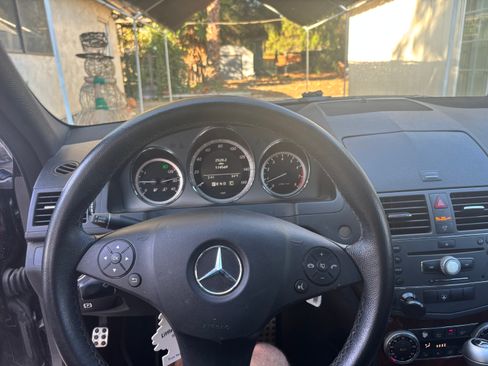 Used 2010 Mercedes-Benz C 350 Sport image 6