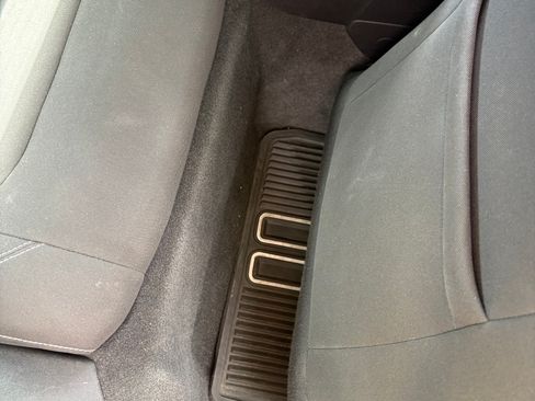 Used 2016 Chevrolet Camaro LT RWD image 28