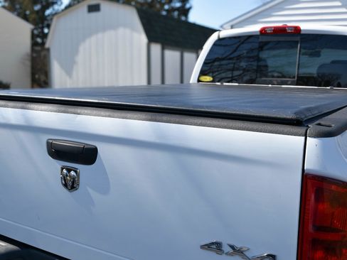 Used 2006 Dodge Ram 3500 Truck SLT image 20