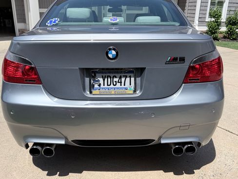 Used 2007 BMW M5 RWD image 8