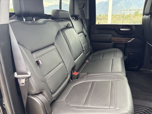 Used 2020 GMC Sierra 2500 Denali w/ Denali Ultimate Package image 10