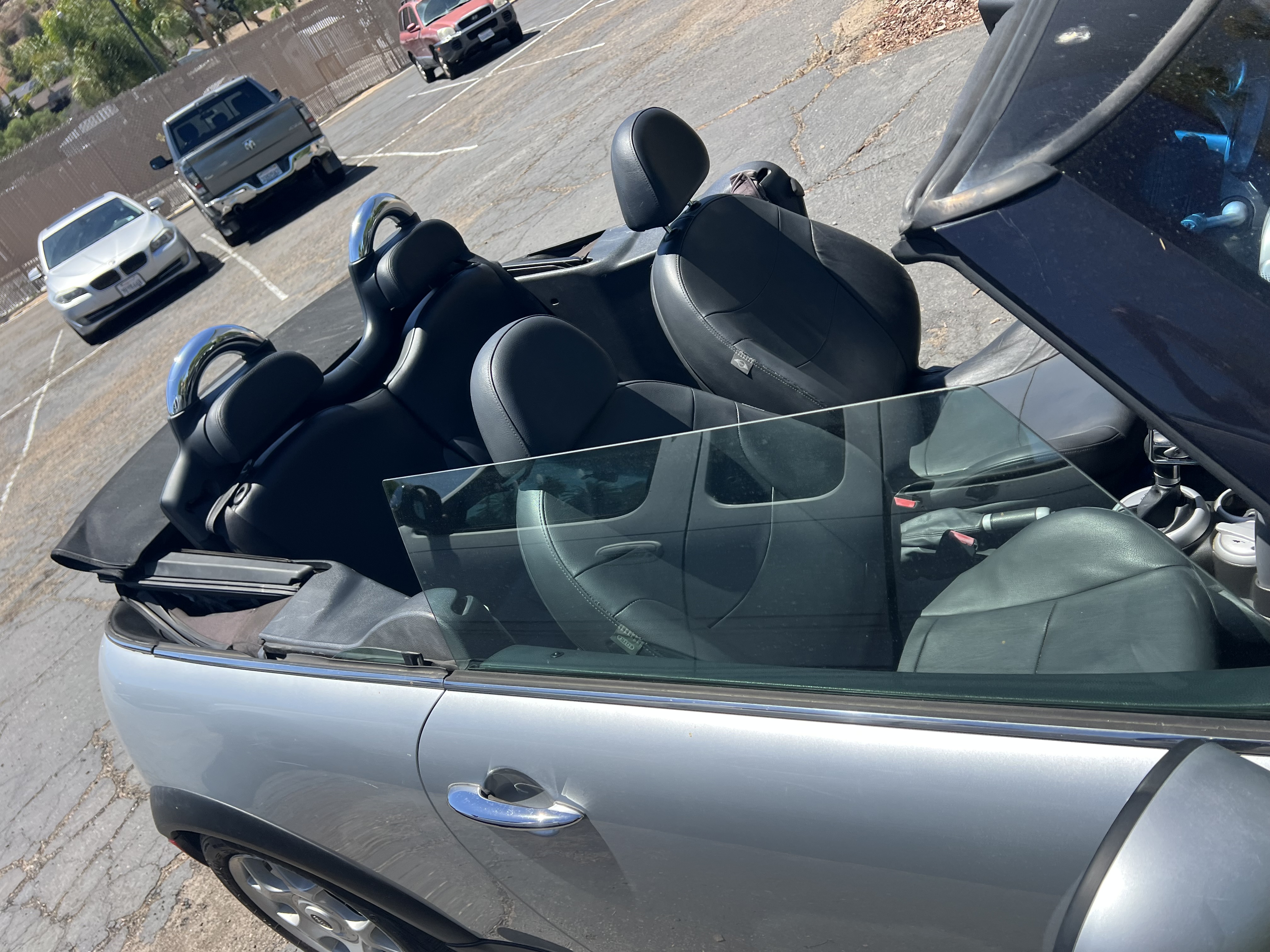 Used 2006 MINI Cooper S FWD image 2