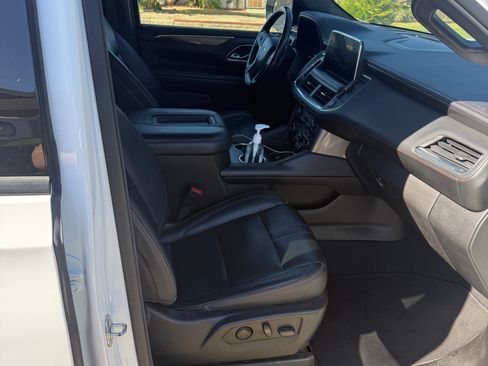 Used 2021 Chevrolet Tahoe RST w/ Rear Media and Nav Package AWD/4WD image 14