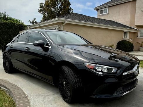 Used 2020 Mercedes-Benz CLA 250 image 1