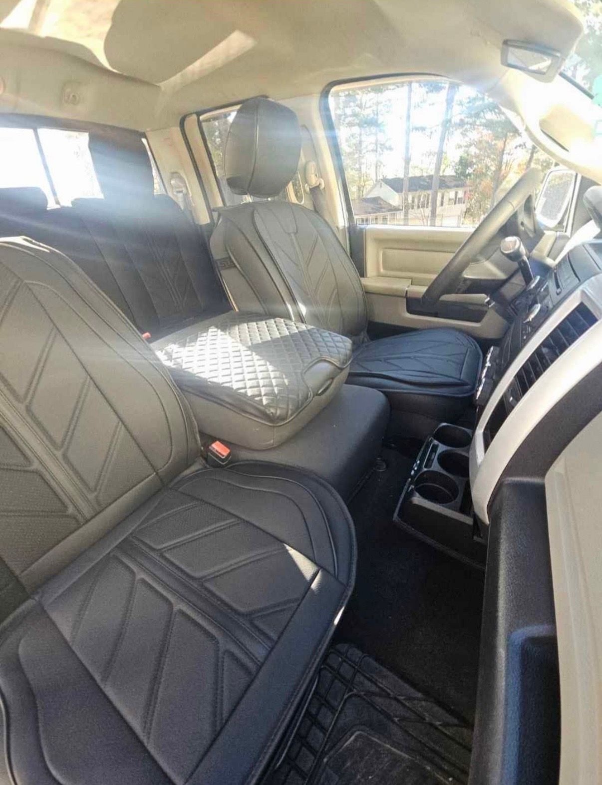 Used 2012 RAM 1500 Classic SLT RWD image 10