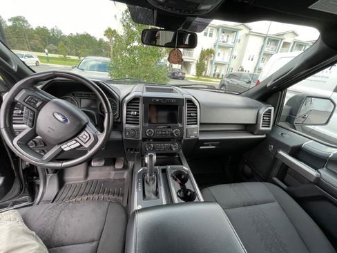 Used 2019 Ford F150 XLT w/ Equipment Group 302A Luxury image 9